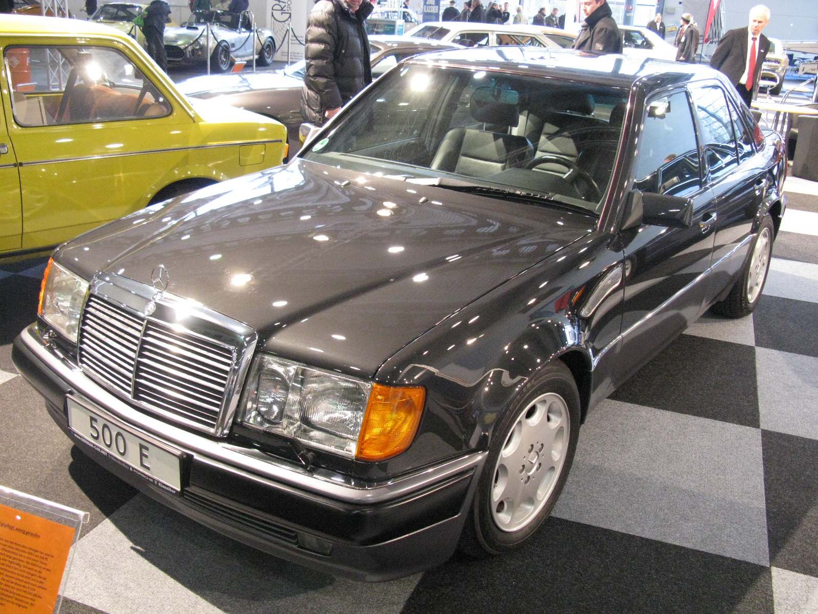 Mercedes E500